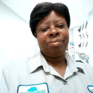 Meet your Posher, Pamela